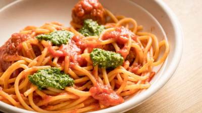 فوتوتشيني بالسالمون والجمبري