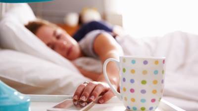 ماهي علاقة الشعور بالتعب عند الاستيقاظ من النوم والاصابه بمرض السكر؟