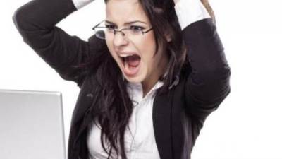 حتى لا تؤذي نفسك.. امتنعي عن هذه القيام بهذه الأمور وقت غضبك