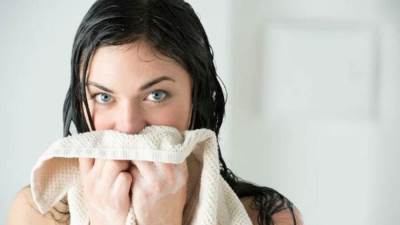 أضرار استخدام فوطة الوجه على البشرة