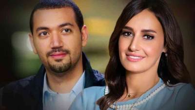 شاهد.. أول صورة تجمع معز مسعود وزوجته حلا شيحة وأولادهم