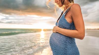 كيف تقوين العلاقة بينك وبين طفلك وهو في بطنك؟