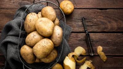 قبل غلاء الأسعار.. طريقتان لتخزين البطاطس في الفريزر