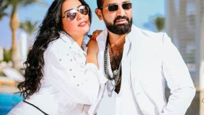 أول رد من "أحمد سعد" على تغريمه 500 ألف جنيه لـ"سمية الخشاب"