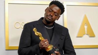 بالفيديو .. "fight for you" أفضل أغنية بأوسكار 2021