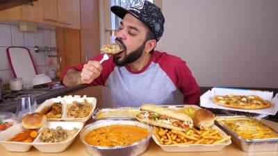 نصائح لتناول الأكل في الأعياد