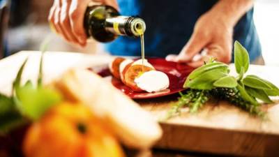 8 أطعمة تخلصك من الكوليسترول في لمح البصر