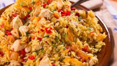 طريقة عمل الأرز المبهر بقطع الدجاج