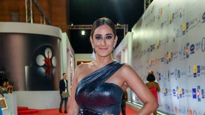 أمينة خليل تحرج حورية فرغلي وتؤكد:" لا يوجد أي تواصل بيننا"