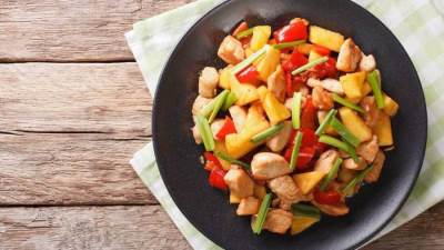 طريقة عمل دجاج ميني بالأناناس