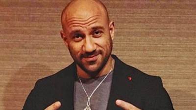  أحمد مكي يثير ضجة بأول ظهور له بعد العملية الجراحية