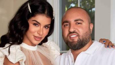 ريما فقيه تُحدث ضجة بأحدث صور عائلية لها