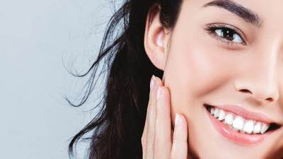 أفضل 9 كريمات لتعزيز الكولاجين بناء على رأي الخبراء