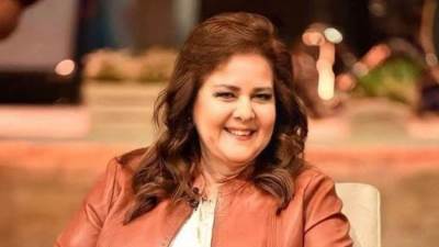 متى سيتم إبلاغ دلال عبد العزيز بـ "صدمة وفاة سمير غانم"؟