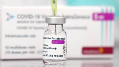 السعودية تعتمد لقاح أسترازينيكا وفايزر وموديرنا للوافدين