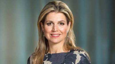 شاهد .. قبعة ملكة هولندا تثير الجدل أثناء زيارتها لألمانيا