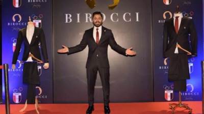 بالصور .. تامر حسني يخوض عالم الموضة ويطلق ماركة ملابس خاصة به