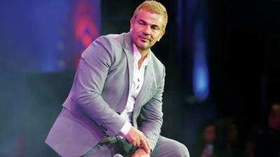 كيف واسى عمرو دياب رامي صبري في وفاة شقيقه؟