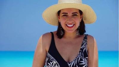 شاهد| صور بالمايوه لـ اسما شريف منير على انستجرام