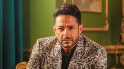 بالصورة .. حماقي كشف عن البوستر الرسمي لألبومه الجديد