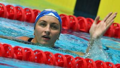 تعرف على سبب ارتداء السباحين الأولمبيين قبعتين على الرأس