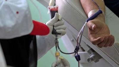 هل توجد مخاطر عند تبرع الحاصلين على لقاحات كورونا بالدم؟