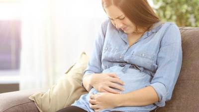 دراسة: تعرض الحوامل لأشعة الشمس يقلل من مخاطر الولادة المبكرة