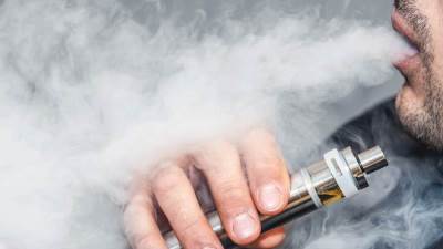 هل السجائر الإلكترونية تسبب تجلط الدم والنوبة القلبية؟