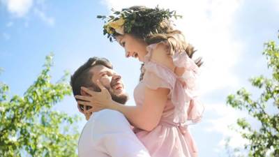 3 علامات هتقولك إن شريكك أفضل صديق لك .. اعرفيها