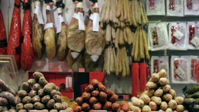 كيف كان القدماء يخزنون الطعام قبل التبريد؟