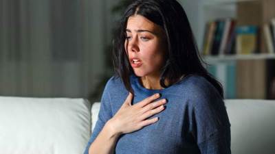 نصائح للتغلب على نوبات الهلع التي قد تصيبك بشكل مفاجئ