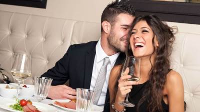 كيف تتأكدين من حبه واشتياقه إليك؟