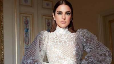  درة وزوجها يتألقان من تونس