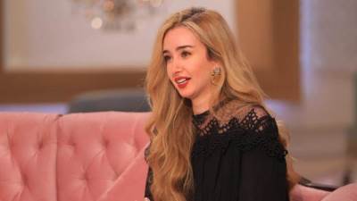 هنا الزاهد تخطف الانظار بالبينك 