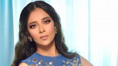 لمن أهدت بلقيس فتحي جائزة "هوليوود ميوزك" العالمية؟