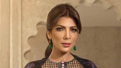  أصالة تتألق باللون الأسود في دبى