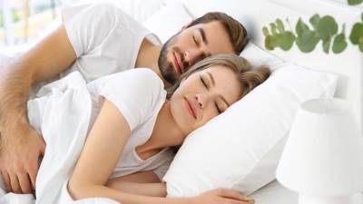 مفاجأة.. النوم ساعة إضافية كل يوم يساعد في خسارة الوزن