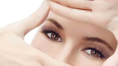 أطعمة تحسن وتحافظ على صحة العين