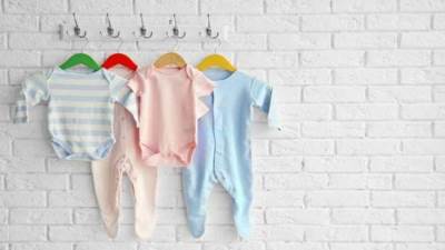 ما هي ملابس الاطفال المناسبة في شهري فبراير ومارس