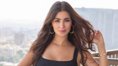 من فرنسا.. أحدث ظهور لهدى الإتربي 