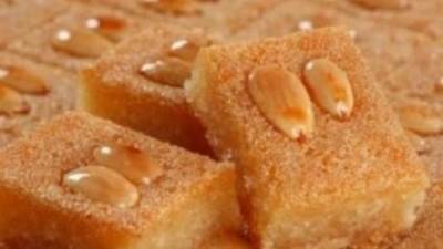 بالخطوات.. طريقة عمل البسبوسة بالزبادي واللبن