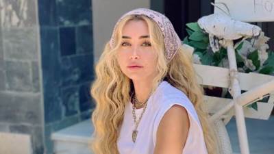 هنا الزاهد تشارك جمهورها بإطلالة بدون مكياج عبر إنستجرام