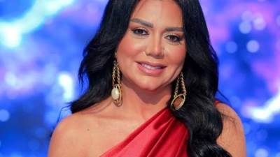 إطلالة جديدة.. رانيا يوسف بالأسود الملكي على انستجرام 