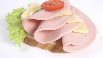 طريقة سريعة لعمل اللانشون البيتي بدون لحمة