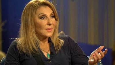 نادية الجندي تستعيد ذكرياتها بإطلالة رياضية 