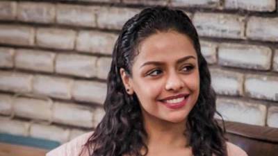 من لبنان .. أسماء أبو اليزيد تخطف قلوب متابعيها