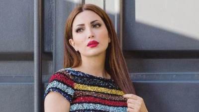 نسرين طافش تتألق بإطلالة شتوية