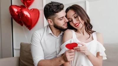 نصائح للأبراج عند الوقوع في الحب