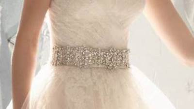 بالصور| روعة حزام فستان الزفاف