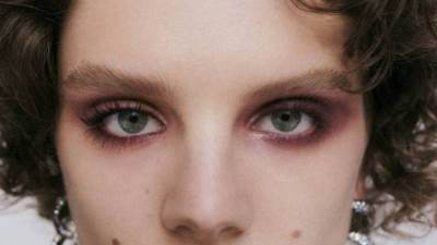 مجموعة جديدة من ظلال العيون LES 4 OMBRES TWEED من شانيل CHANEL